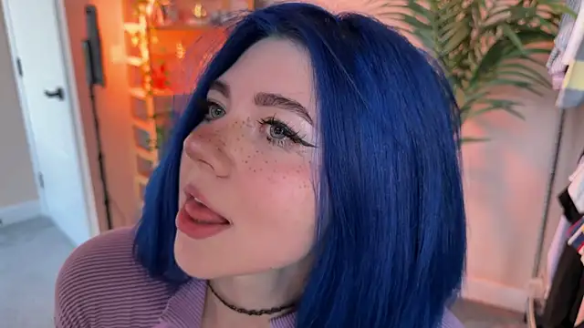 Snapshot of _vixenp chatting on 10-23-25, 04:28 vixenp online show from 10-23-25, 04:28