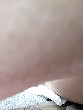 cream1299 online show from 03-06-25, 12:21