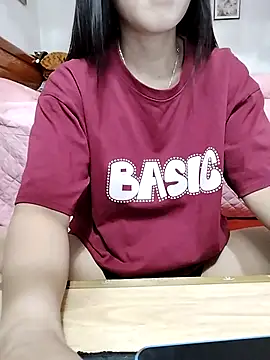 cream1299 online show from 09-18-25, 11:45