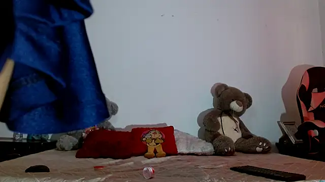 Snapshot of camilavagina24 chatting on 03-19-26, 04:44 camilavagina24 online show from 03-19-26, 04:44