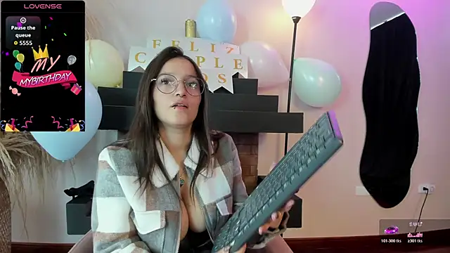 Elecktra sweet online show from 03-18-26, 07:17