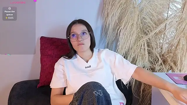 Elecktra sweet online show from 03-26-26, 07:41