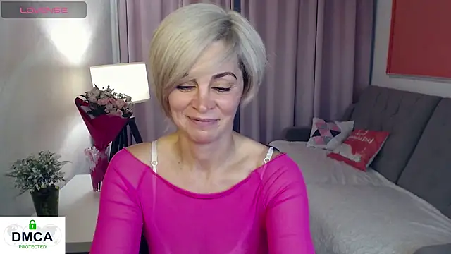 Snapshot of Blonde_lola444 chatting on 06-05-26, 05:40 Blonde lola444 online show from 06-05-26, 05:40
