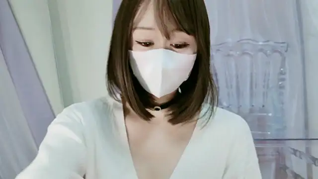 Snapshot of aaanyan chatting on 01-12-26, 06:40 aaanyan online show from 01-12-26, 06:40