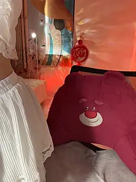 Snapshot of Salibae_Nha chatting on 07-18-26, 03:00 Salibae Nha online show from 07-18-26, 03:00