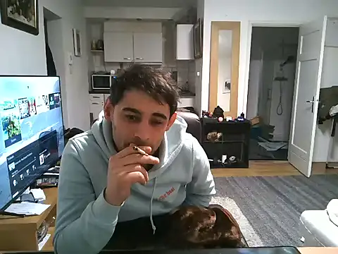 Snapshot of mihaimichael chatting on 02-16-25, 09:48 mihaimichael online show from 02-16-25, 09:48