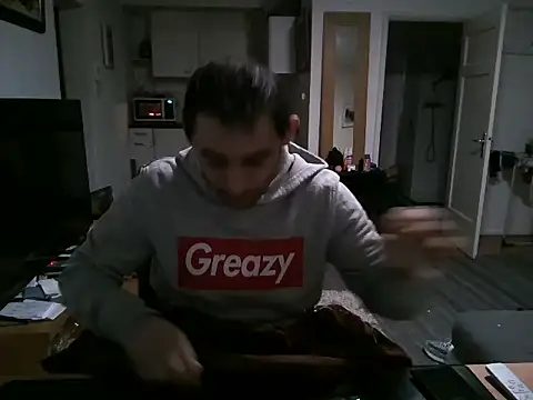 Snapshot of mihaimichael chatting on 02-18-25, 12:59 mihaimichael online show from 02-18-25, 12:59