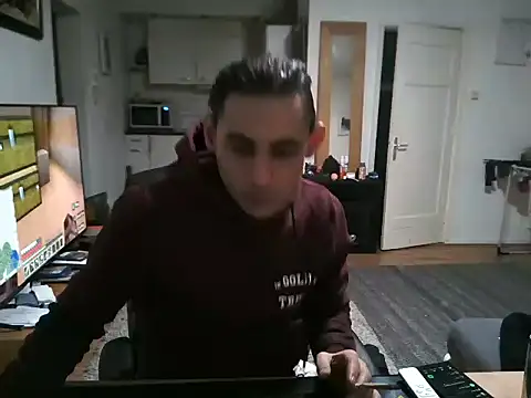 Snapshot of mihaimichael chatting on 02-18-25, 09:53 mihaimichael online show from 02-18-25, 09:53
