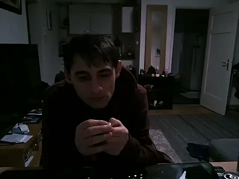 Snapshot of mihaimichael chatting on 02-20-25, 01:46 mihaimichael online show from 02-20-25, 01:46