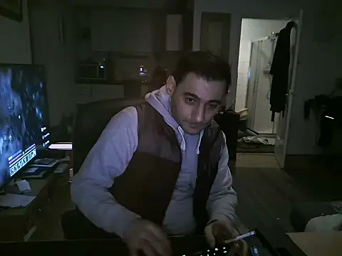 Snapshot of mihaimichael chatting on 02-21-25, 09:43 mihaimichael online show from 02-21-25, 09:43