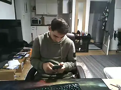 Snapshot of mihaimichael chatting on 02-28-25, 11:34 mihaimichael online show from 02-28-25, 11:34