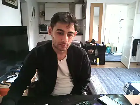 Snapshot of mihaimichael chatting on 03-06-25, 12:41 mihaimichael online show from 03-06-25, 12:41