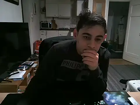Snapshot of mihaimichael chatting on 03-07-25, 05:51 mihaimichael online show from 03-07-25, 05:51