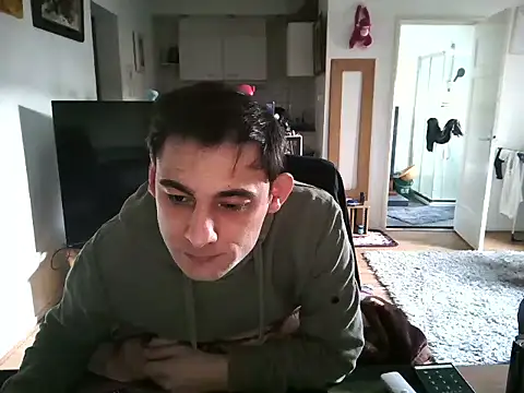 Snapshot of mihaimichael chatting on 03-17-25, 09:44 mihaimichael online show from 03-17-25, 09:44