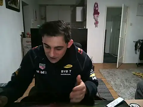 Snapshot of mihaimichael chatting on 03-19-25, 05:41 mihaimichael online show from 03-19-25, 05:41