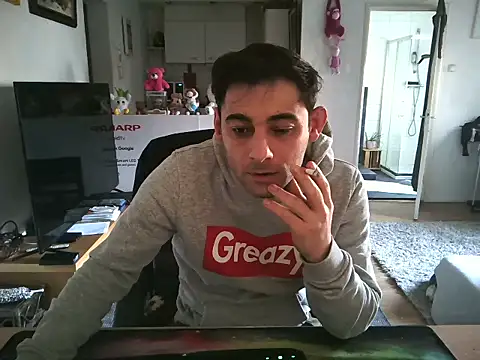 Snapshot of mihaimichael chatting on 03-20-25, 12:22 mihaimichael online show from 03-20-25, 12:22