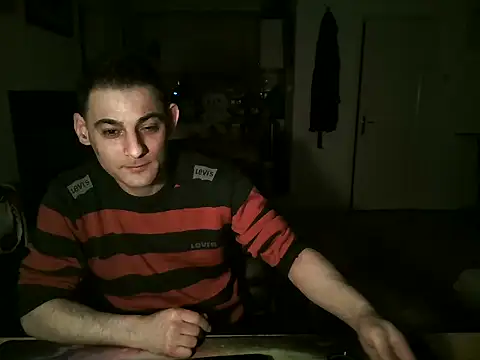 Snapshot of mihaimichael chatting on 03-22-25, 01:43 mihaimichael online show from 03-22-25, 01:43