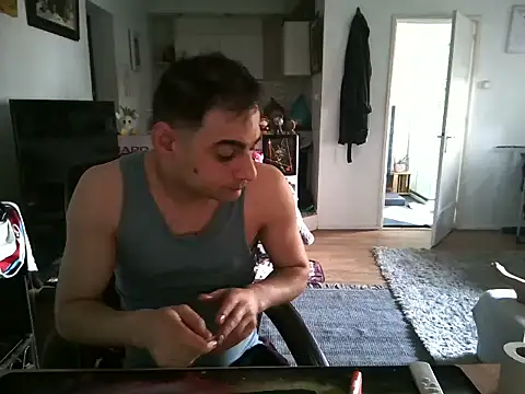 Snapshot of mihaimichael chatting on 03-22-25, 11:11 mihaimichael online show from 03-22-25, 11:11
