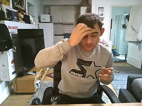 Snapshot of mihaimichael chatting on 10-29-25, 02:41 mihaimichael online show from 10-29-25, 02:41