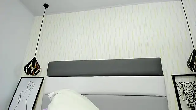 Snapshot of mileyerikson chatting on 03-01-25, 10:42 mileyerikson online show from 03-01-25, 10:42