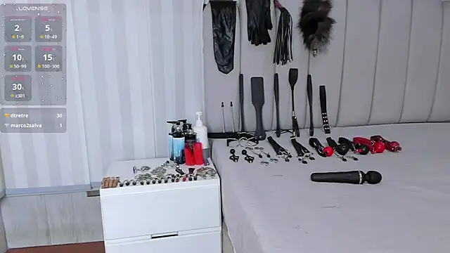 Snapshot of mileyerikson chatting on 02-25-26, 05:17 mileyerikson online show from 02-25-26, 05:17