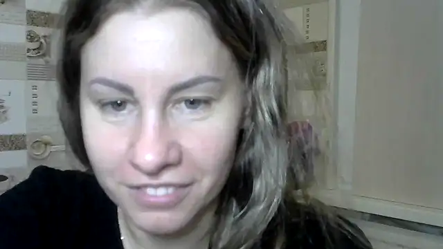 TherestlessKitty online show from 12-13-24, 09:57