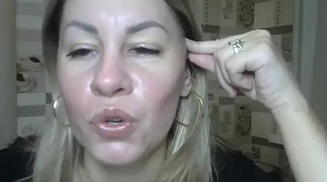 TherestlessKitty online show from 01-19-25, 07:57