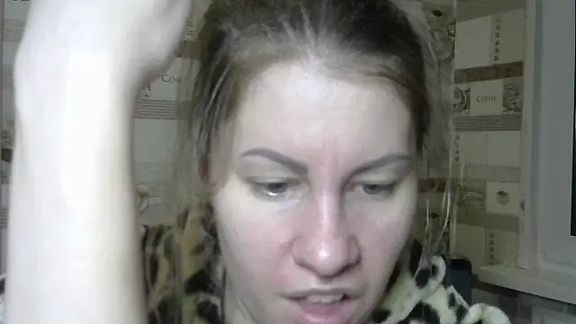 TherestlessKitty online show from 02-14-25, 06:23