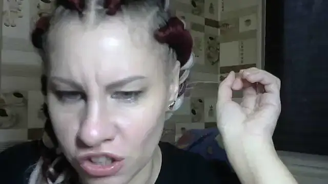 TherestlessKitty online show from 10-16-25, 06:14