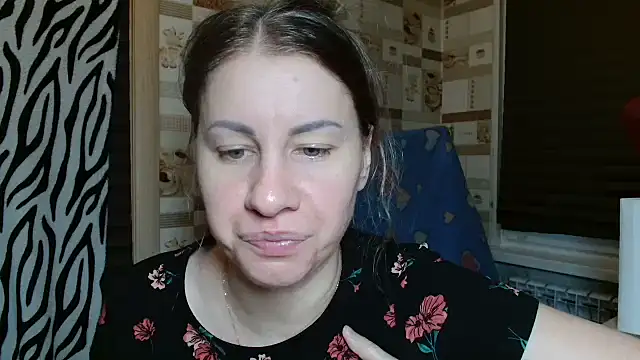 TherestlessKitty online show from 02-19-26, 10:17