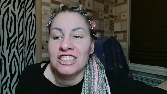 Snapshot of TherestlessKitty chatting on 05-05-26, 10:18 TherestlessKitty online show from 05-05-26, 10:18