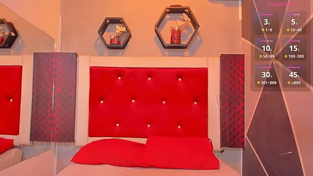 Karoll014 online show from 10-20-25, 12:16