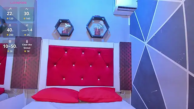 Karoll014 online show from 11-24-25, 12:16