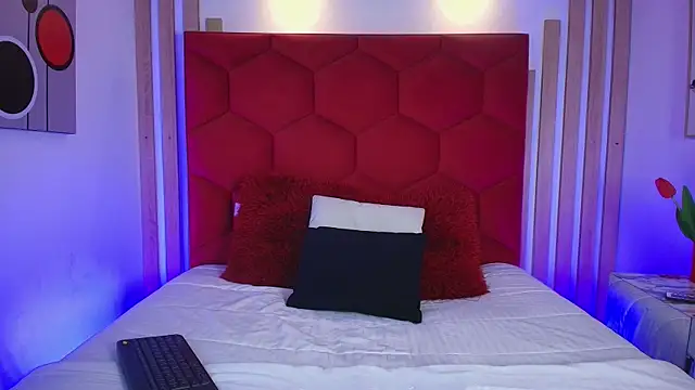 Tayzon Foxxx online show from 07-09-26, 09:19