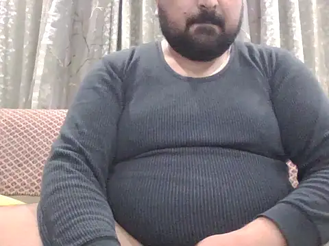 ARYANAVAILABLE online show from 12-18-25, 05:35