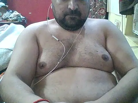 ARYANAVAILABLE online show from 07-15-26, 12:27