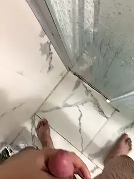 Snapshot of Erenn34 chatting on 12-20-25, 08:27 Erenn34 online show from 12-20-25, 08:27