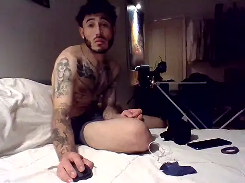 Snapshot of tengocanicas chatting on 12-17-24, 08:23 tengocanicas online show from 12-17-24, 08:23