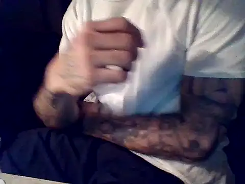 Snapshot of tengocanicas chatting on 10-15-25, 08:47 tengocanicas online show from 10-15-25, 08:47