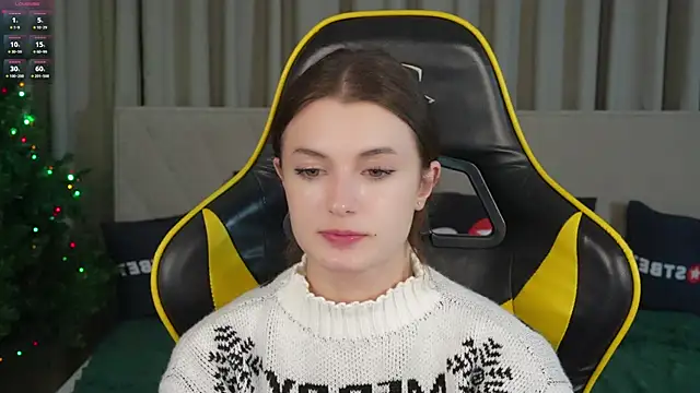 Britney054 online show from 12-08-24, 07:37