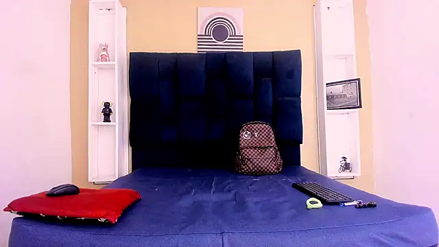 Snapshot of Jose_Smoke chatting on 02-08-25, 02:58 Jose Smoke online show from 02-08-25, 02:58