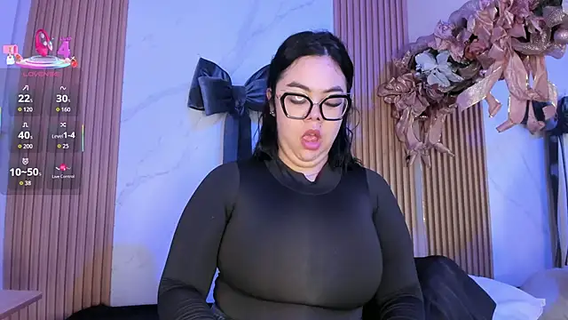 juicy led  online show from 12-22-25, 11:07