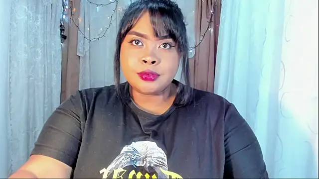 Snapshot of Ana_off_alana chatting on 02-17-26, 11:33 Ana off alana online show from 02-17-26, 11:33