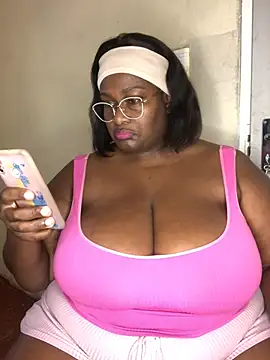 bustytitsxxx online show from 04-22-26, 06:05