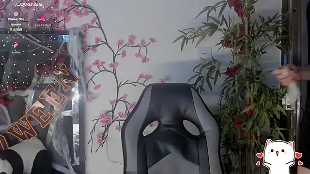 Black Rose2 online show from 10-31-25, 12:06