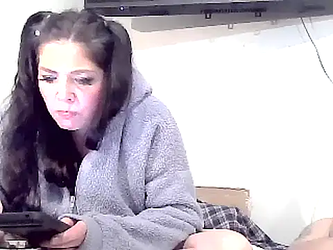 Snapshot of paiday chatting on 02-08-25, 02:05 paiday online show from 02-08-25, 02:05