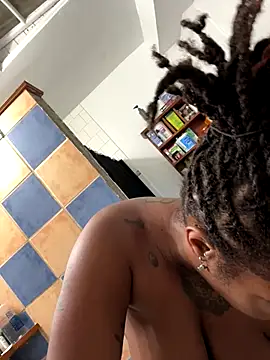 Goddess Nafeesha online show from 12-22-25, 09:45