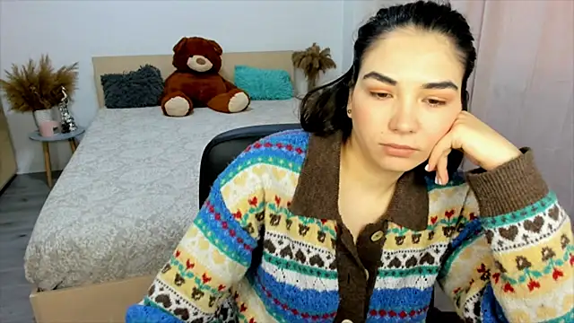 Snapshot of Alexa_Dolly12 chatting on 01-07-25, 09:18 Alexa Dolly12 online show from 01-07-25, 09:18