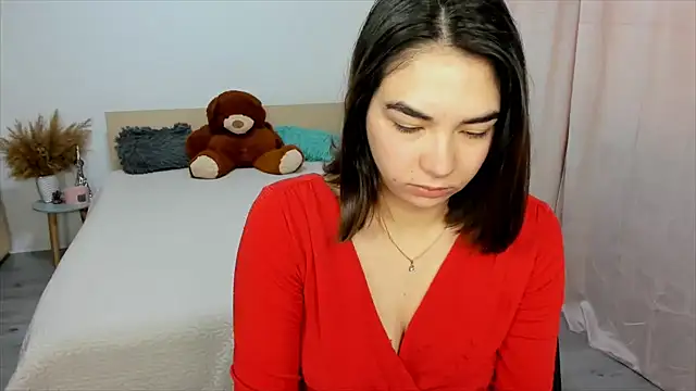 Snapshot of Alexa_Dolly12 chatting on 02-14-25, 09:13 Alexa Dolly12 online show from 02-14-25, 09:13