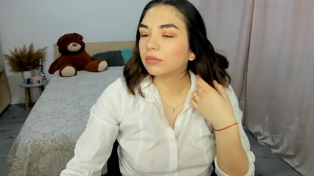 Snapshot of Alexa_Dolly12 chatting on 03-19-25, 06:24 Alexa Dolly12 online show from 03-19-25, 06:24